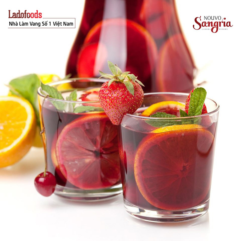 cach-thuong-thuc-nouvo-sangria-do-7-do