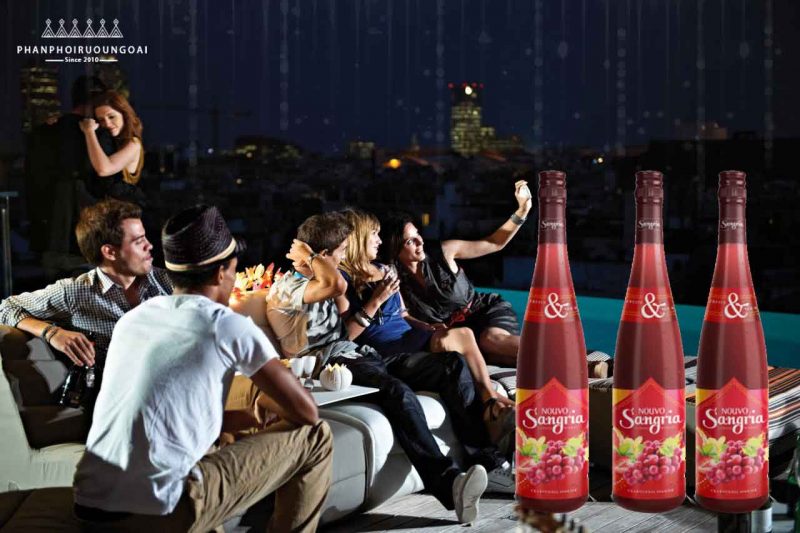 tiec-ngoai-troi-voi-nouvo-sangria-do-750ml-7-do