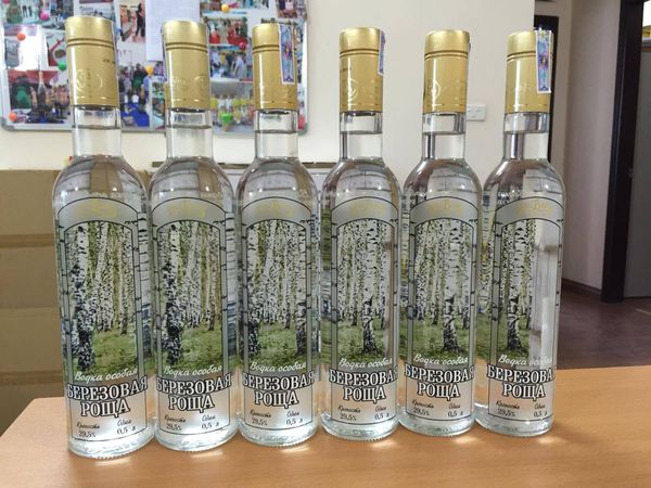 Bach duong Vodka trung-bay-mau-moi-nhat-4