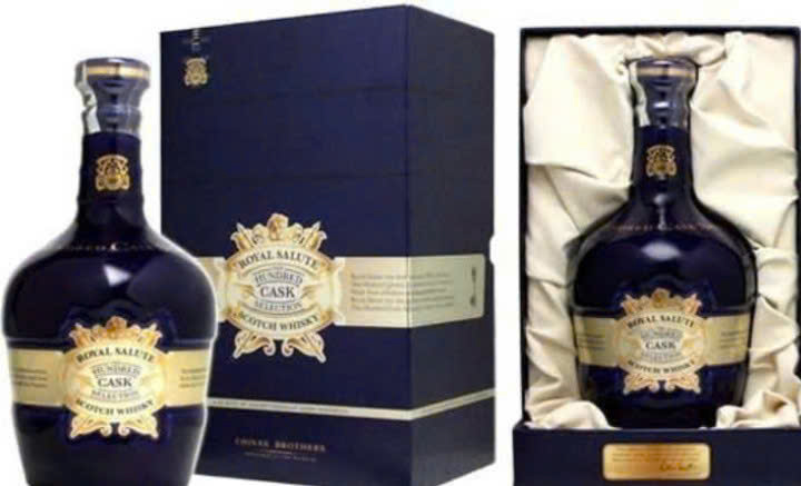 Chivas 100 Cask-700ml-khi-mo-hop