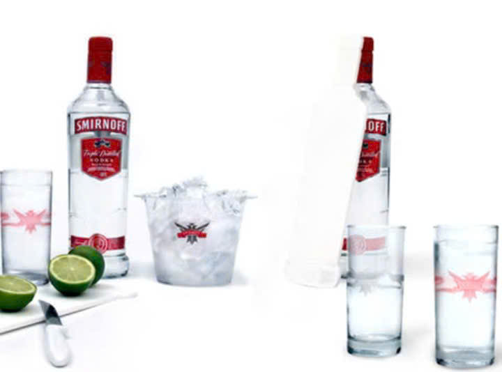 Dúng-dieuj-voi-Smirnoff-Vodka-700ml