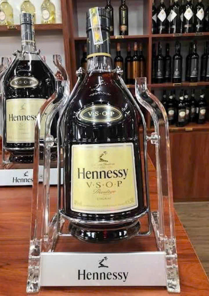 Hennessy-Vsop-3lit-gia-re