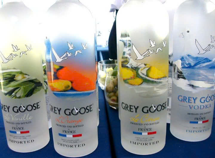 Quang-cao-GreyGoose-1Lit