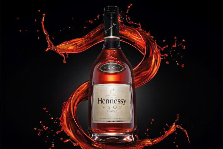 Quang-cao-Hennessy-Vsop-1-5-lit