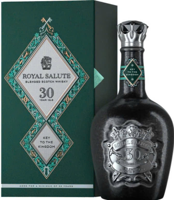 Royal-Salute-30-gia-re