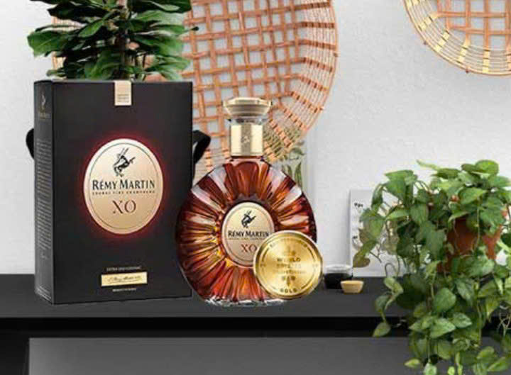 Trung-bay-Cognac-Remy-Martin-XO-3-lit