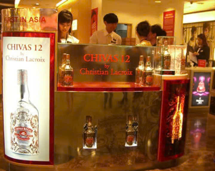 Trung-bay-chivas-12-1-lit