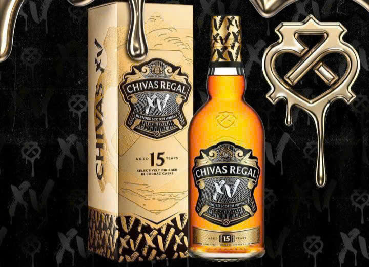 Trung-bay-mau-chivas-15-nam