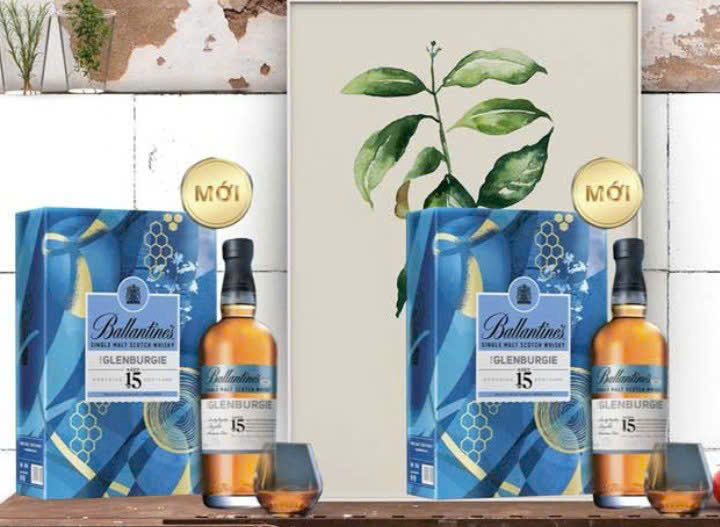 ruou-ballantines-the-glenburgie-15-hop-qua-tet-2025