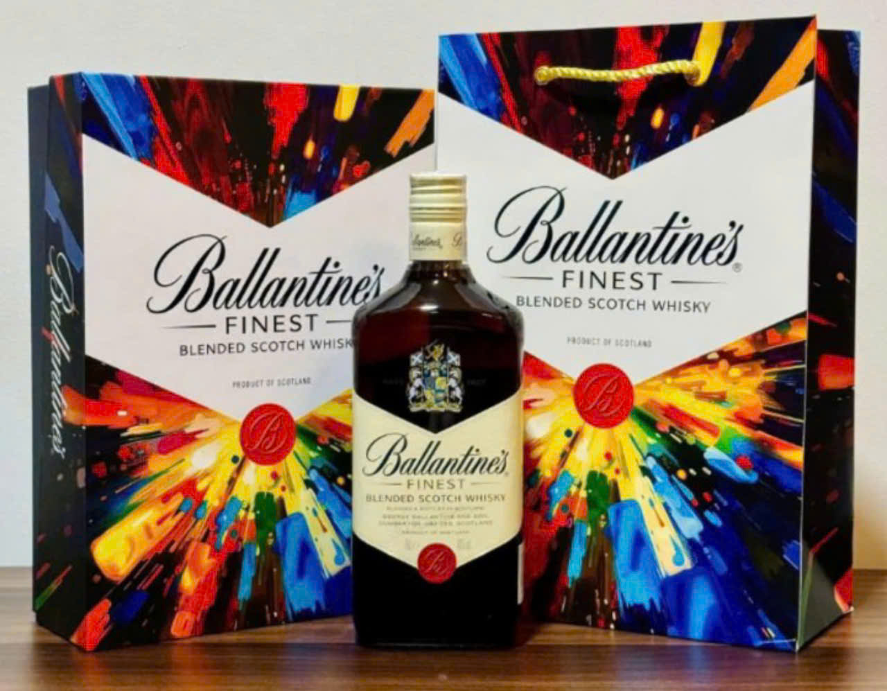 san-pham-Ballantines-Finest-Hop-Qua-2025