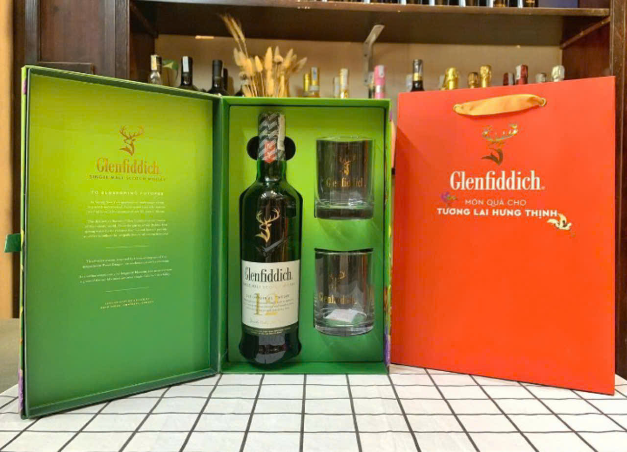 Bo-san-pham-Ruou-Glenfiddich-12-qua-tet-20252