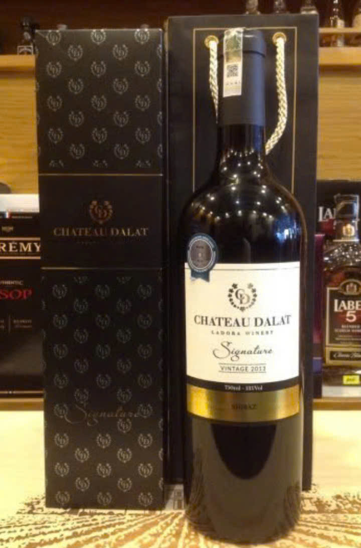 Chateau-Dalat-Signature-Shiraz-gia-re