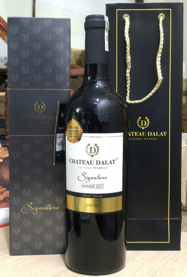 Chateau-Dalat-Signature-shiraz-750-ml-13-do-gia-re