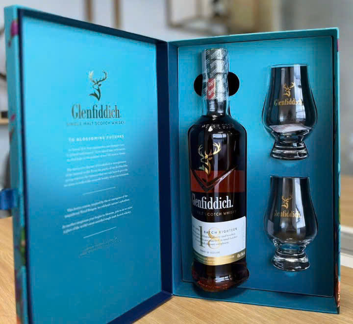 Glenfiddich-18--F24-qua-2024-khi-mo-hop