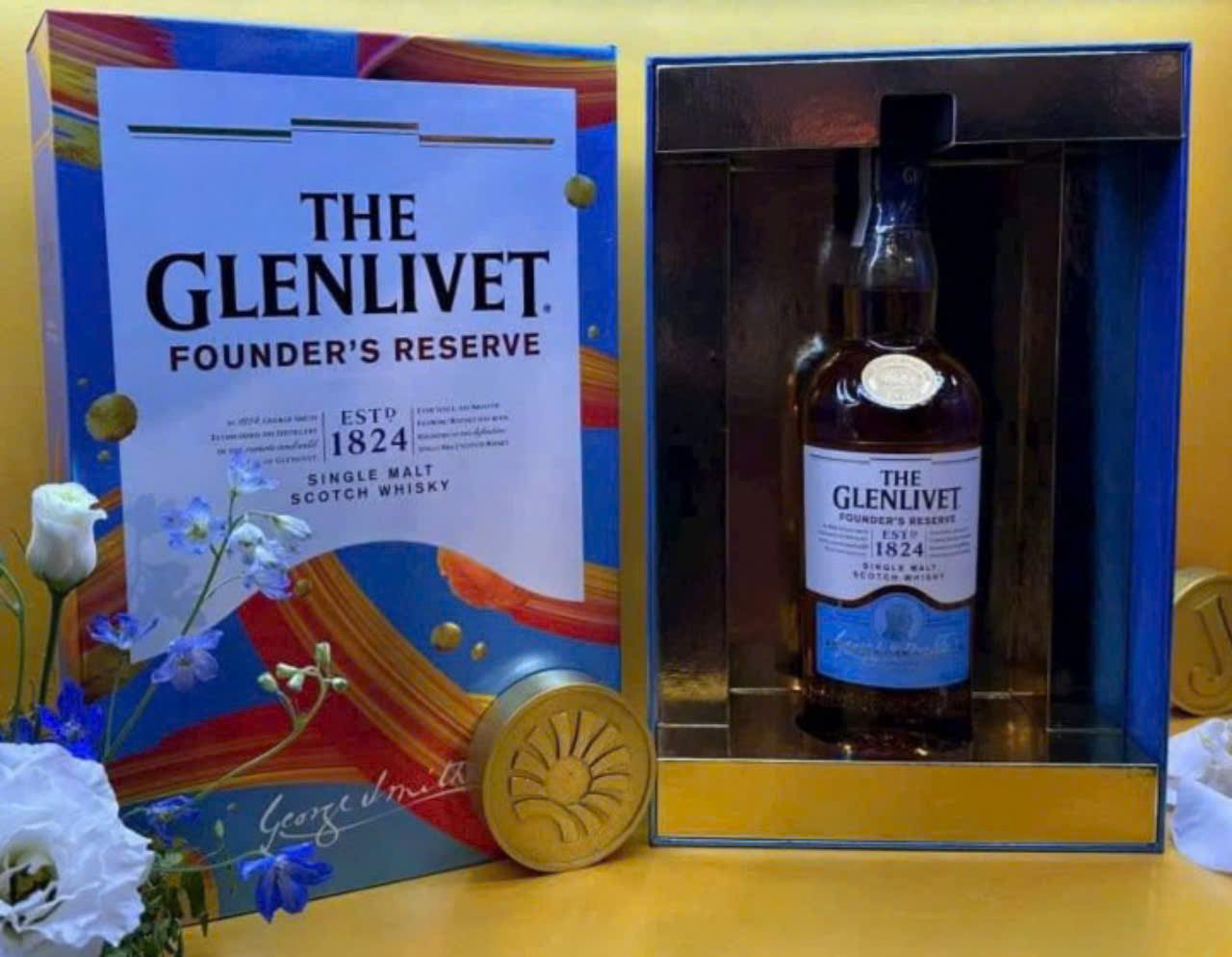 Glenlivet-Found-Hop-qua-2025-khi-mo-hop-3