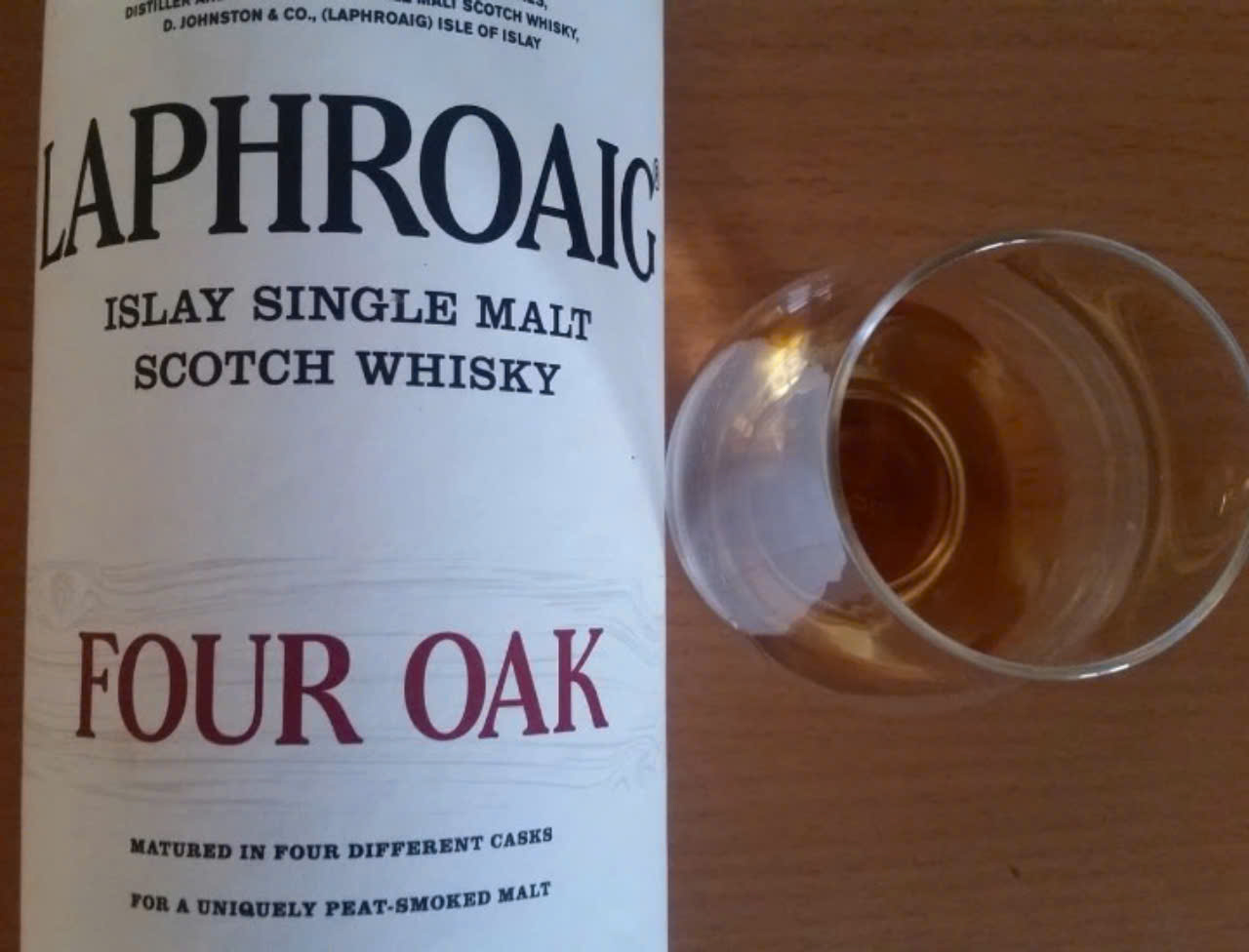 Laphroaig-Four-Oak-2