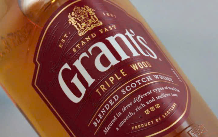 Nhan-hieu-Grannts-triple-Wood Whisky