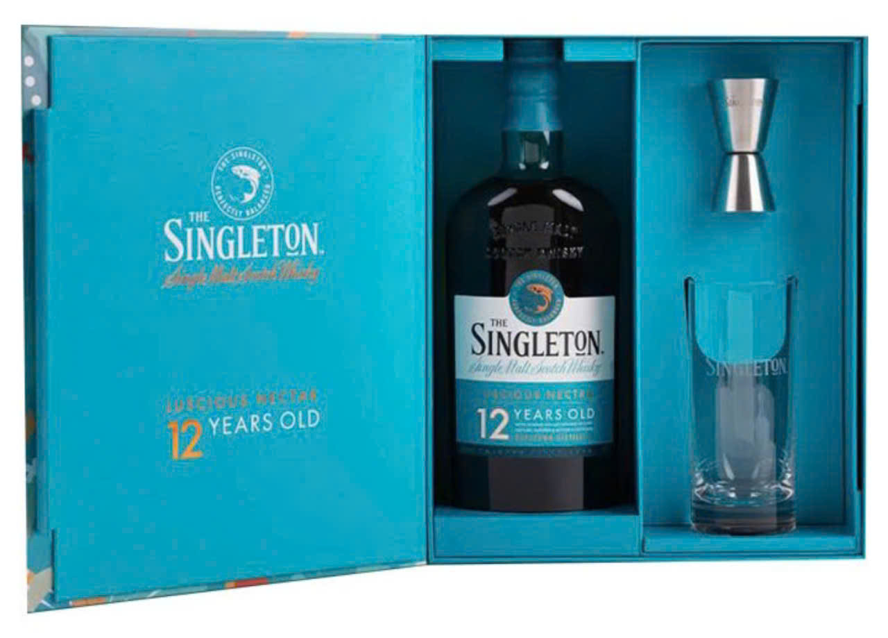 Singleton-12-tet-2025-khi-mo-hop-qua-3