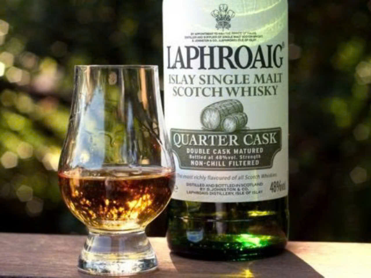 Thuong-thuc-Laphroaig-Quarter-Cask