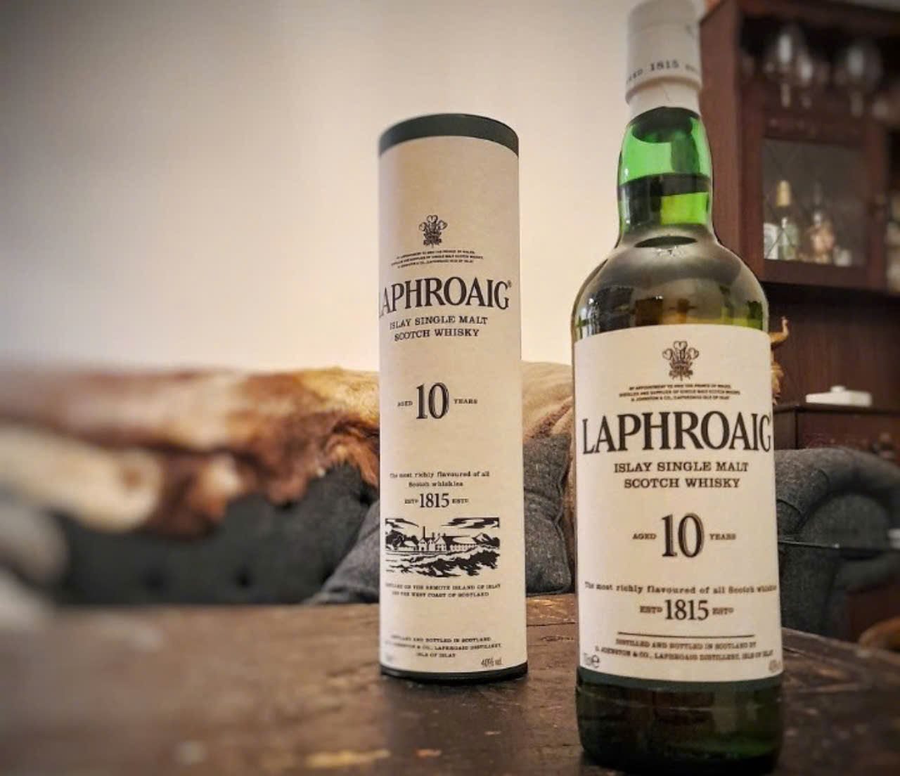 Trung-bay-Laphroaig-10