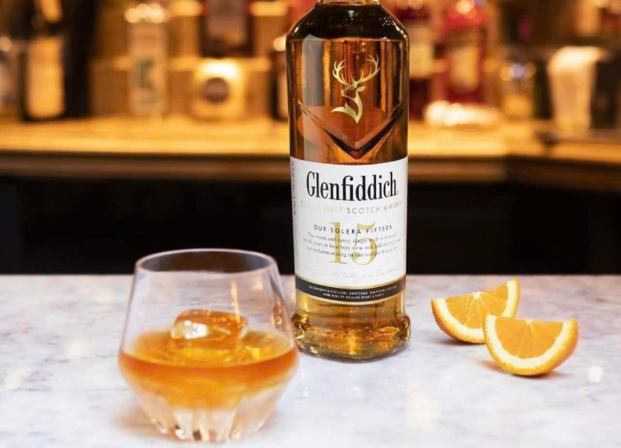 Dung-chuan-vị-voi-Glenfiddich-15-700-ml