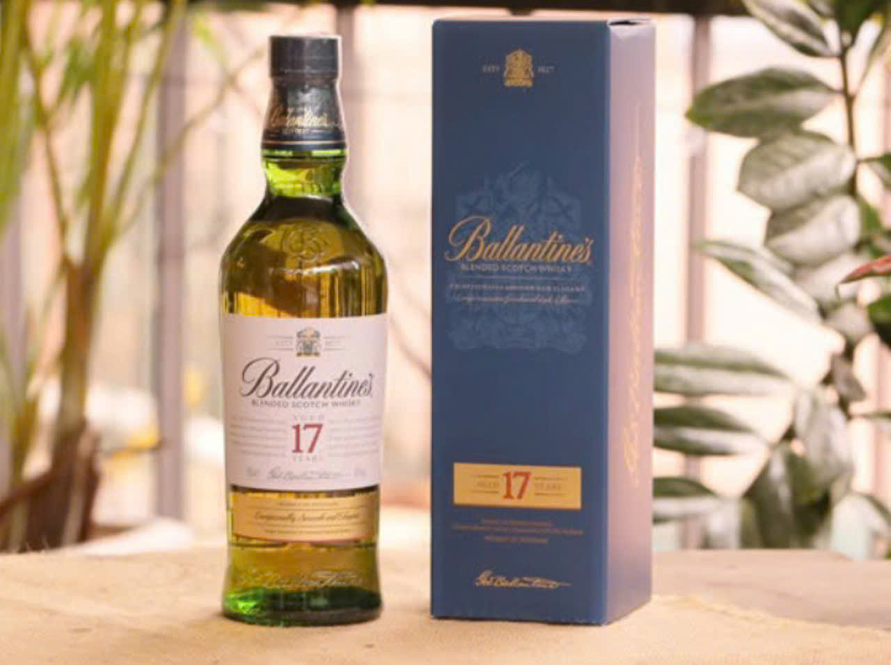 Gioi-thieu-Ballantines-17-nam-tuoi